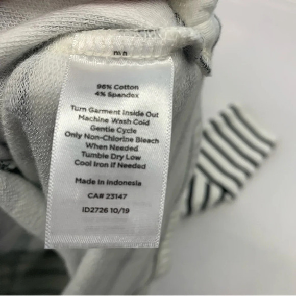 T by Talbots Top Sweatshirt Woman Medium  Long Sleeve Stripe Stretch Pockets - Picture 10 of 12